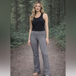 Lululemon‎ Groove Pant Bootcut – Full-On Luxtreme
Size: 10